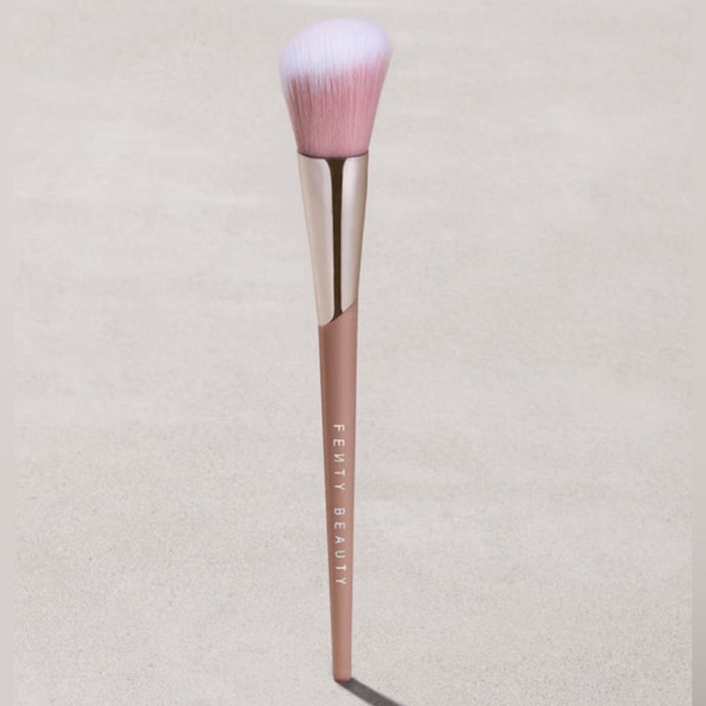 Fenty Beauty Rose Gold Makeup Brush